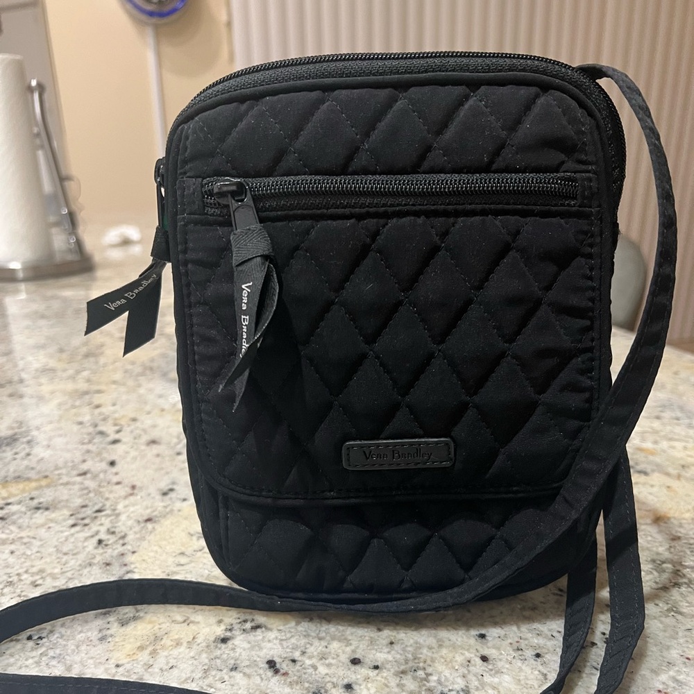 VERA BRADLEY Black Quilted Messenger Bag